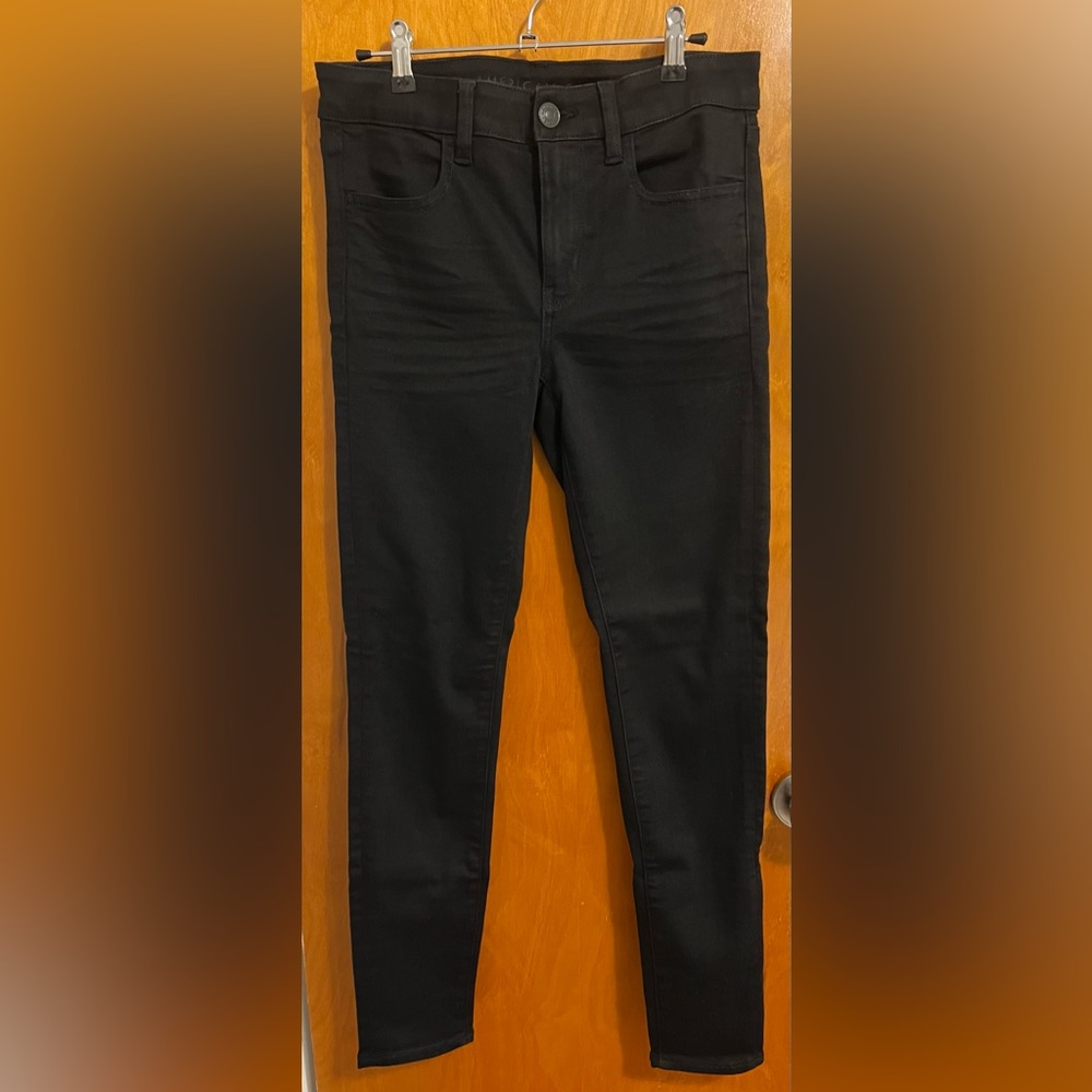 American Eagle Next Level Stretch Black Jegging size 6 (Brand New Without Tags)